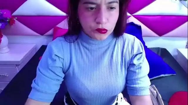 Image 2 of maria_clay Stream on Chaturbate on 1 month ago