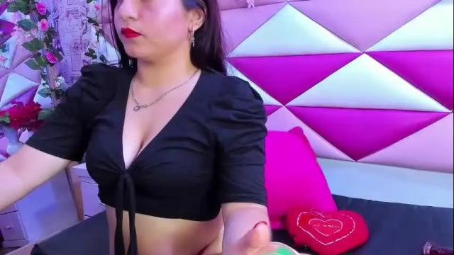Image 12 of maria_clay Stream on Chaturbate on 24 days ago