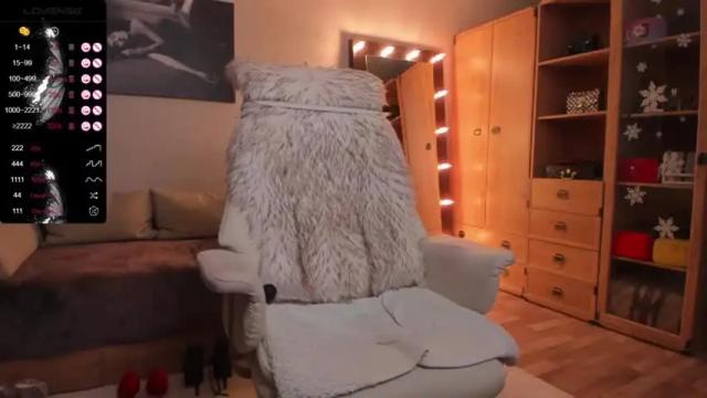 Image 12 of maria_glimmers Stream on Chaturbate on 13 months ago