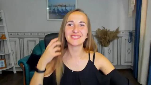 Image 8 of maria_goldeni Stream on Chaturbate on 13 months ago