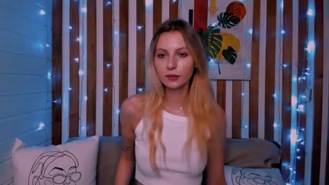 Image 10 of maria_hunt Stream on Chaturbate on 14 months ago