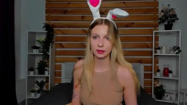 Image 4 of maria_hunt Stream on Chaturbate on 13 months ago