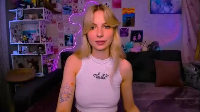 Image 8 of maria_hunt Stream on Chaturbate on 25 days ago