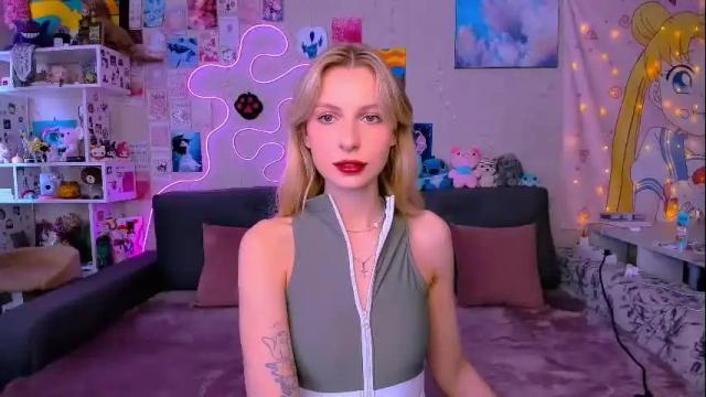 Image 12 of maria_hunt Stream on Chaturbate on 17 days ago