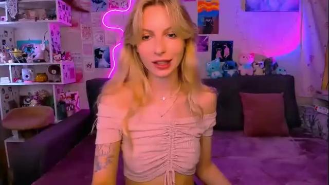 Image 7 of maria_hunt Stream on Chaturbate on 4 days ago