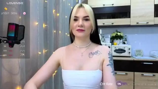 Image 7 of maria_shy_lii Stream on Chaturbate on 15 months ago