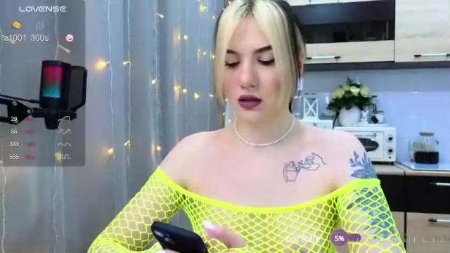Image 6 of maria_shy_lii Stream on Chaturbate on 15 months ago