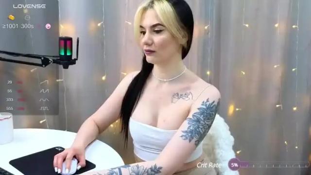 Image 8 of maria_shy_lii Stream on Chaturbate on 14 months ago