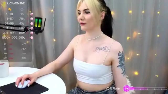 Image 3 of maria_shy_lii Stream on Chaturbate on 14 months ago