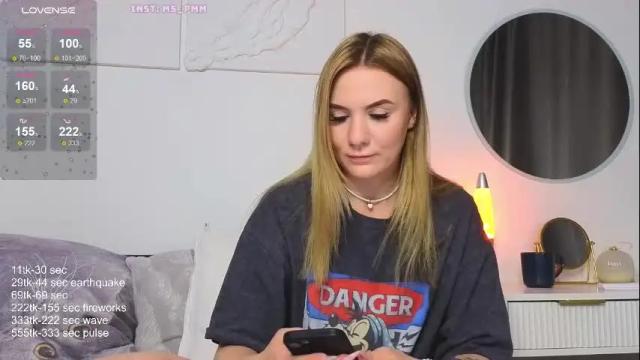 Image 6 of maria_shy_lii Stream on Chaturbate on 1 month ago