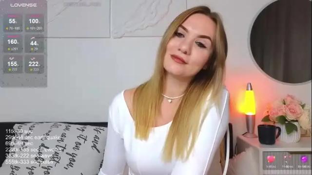 Image 7 of maria_shy_lii Stream on Chaturbate on 25 days ago