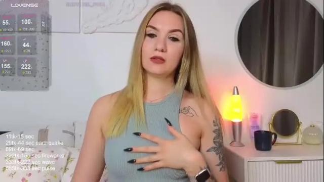 Image 4 of maria_shy_lii Stream on Chaturbate on 2 days ago