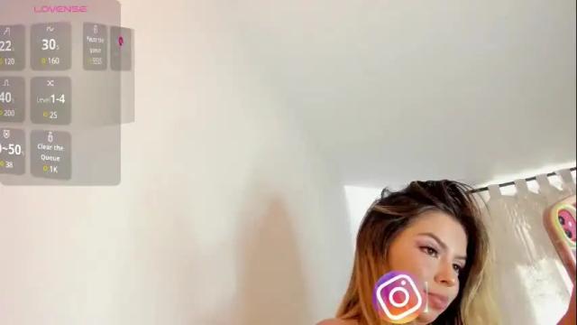 Image 2 of mariadanielasanchez Stream on Chaturbate on 1 month ago