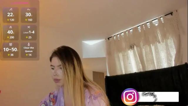 Image 6 of mariadanielasanchez Stream on Chaturbate on 1 month ago
