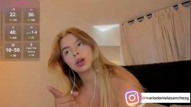 Image 10 of mariadanielasanchez Stream on Chaturbate on 17 days ago