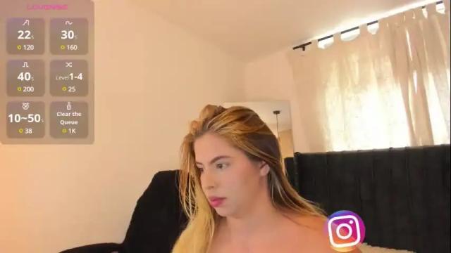 Image 10 of mariadanielasanchez Stream on Chaturbate on 18 days ago