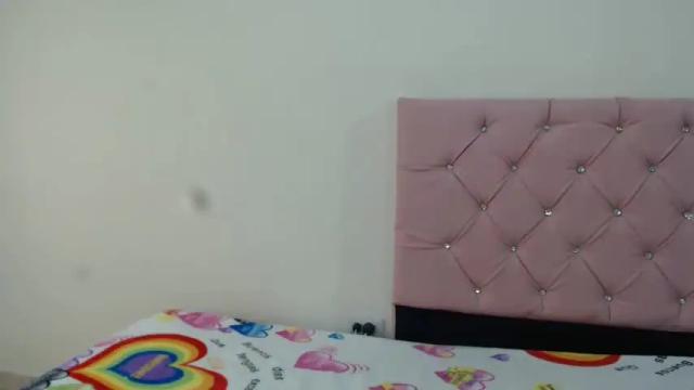 Image 12 of mariafernanda_18 Stream on Chaturbate on 16 months ago