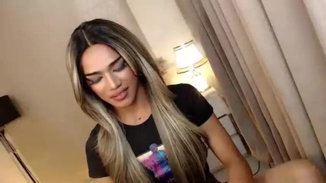 Image 7 of mariah_clara Stream on Chaturbate on 1 month ago