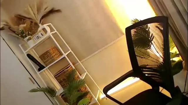 Image 6 of mariah_clara Stream on Chaturbate on 13 days ago