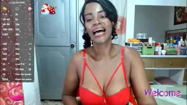 Image 4 of mariah_hellen Stream on Chaturbate on 1 month ago