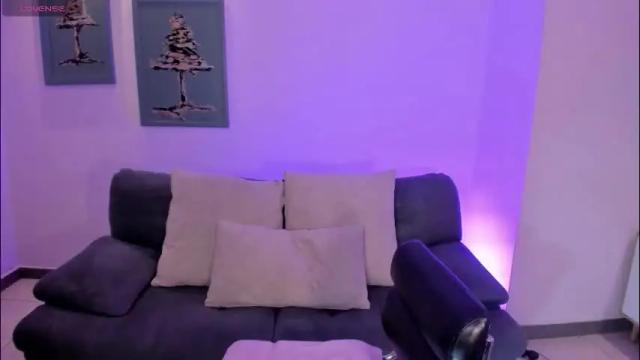 Image 10 of mariaherrera_ Stream on Chaturbate on 1 month ago