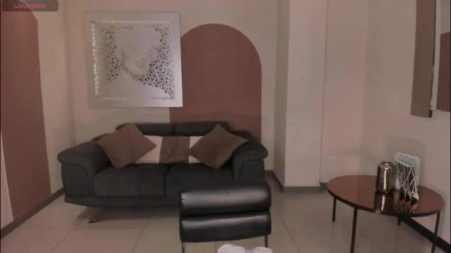 Image 4 of mariaherrera_ Stream on Chaturbate on 7 days ago