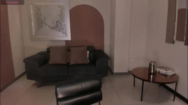 Image 8 of mariaherrera_ Stream on Chaturbate on 6 days ago