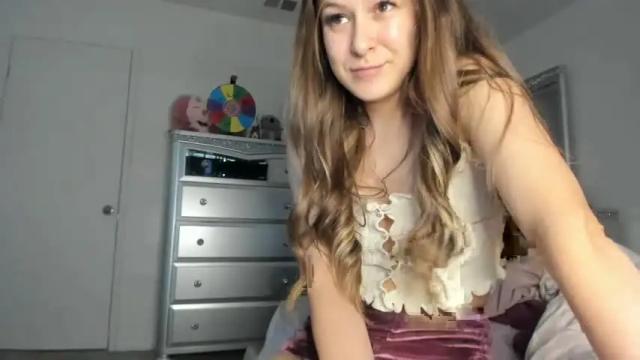 Image 7 of mariahpinkkitty Stream on Chaturbate on 1 month ago