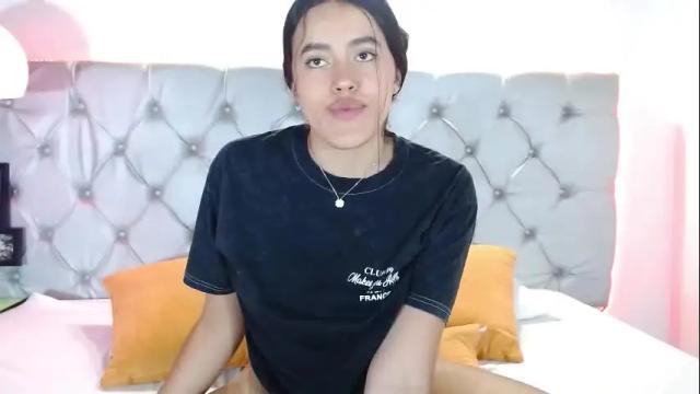 Image 3 of mariajosewalker Stream on Chaturbate on 1 month ago