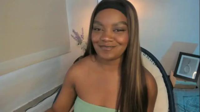 Image 12 of marialehandra Stream on Chaturbate on 2 months ago