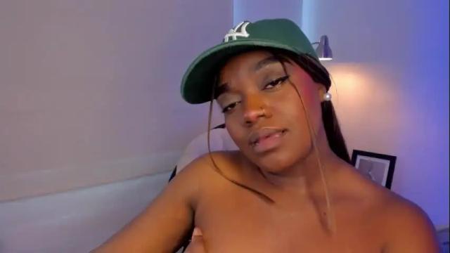 Image 8 of marialehandra Stream on Chaturbate on 2 months ago