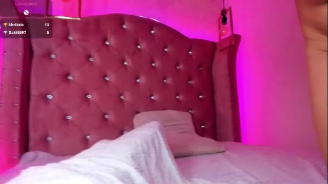 Image 8 of mariam__cute Stream on Chaturbate on 1 month ago