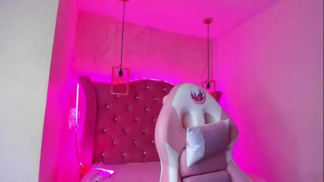 Image 6 of mariam__cute Stream on Chaturbate on 1 month ago