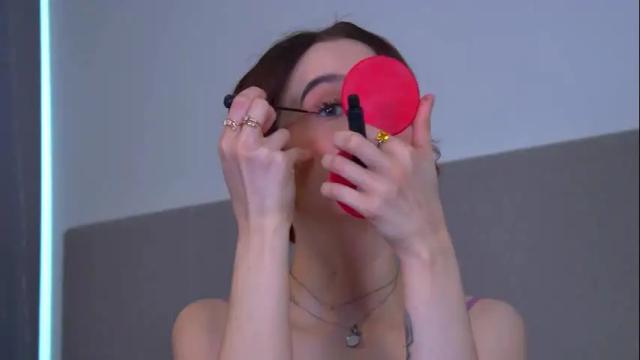 Image 10 of mariamenson Stream on Chaturbate on 1 month ago