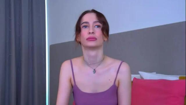 Image 4 of mariamenson Stream on Chaturbate on 1 month ago