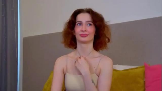 Image 4 of mariamenson Stream on Chaturbate on 11 days ago
