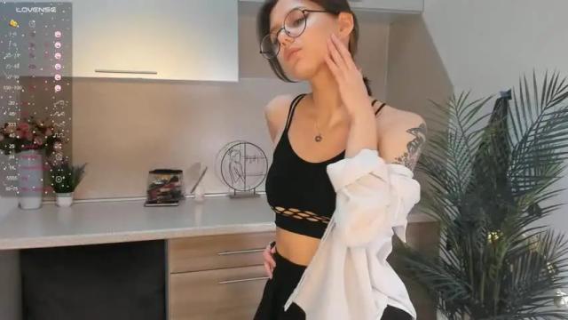 Image 3 of mariamhigginson Stream on Chaturbate on 16 months ago