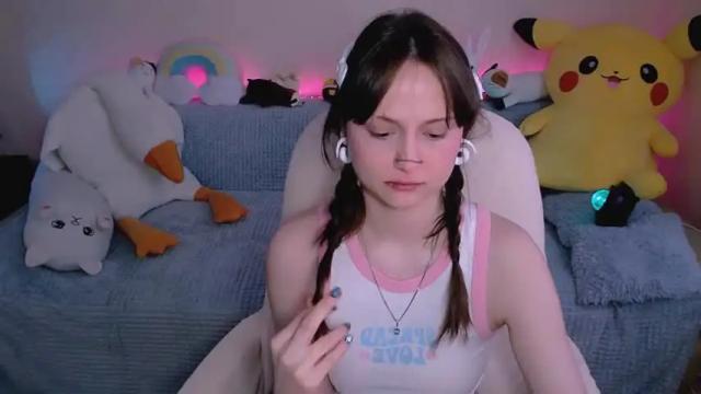 Image 11 of mariamilkis Stream on Chaturbate on 12 months ago