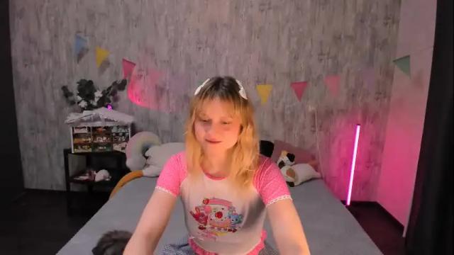 Image 4 of mariamilkis Stream on Chaturbate on 15 days ago