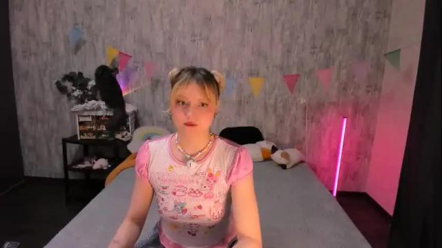 Image 2 of mariamilkis Stream on Chaturbate on 14 days ago