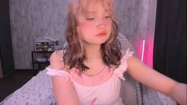 Image 10 of mariamilkis Stream on Chaturbate on 3 months ago