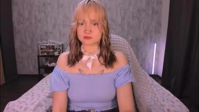 Image 3 of mariamilkis Stream on Chaturbate on 3 months ago