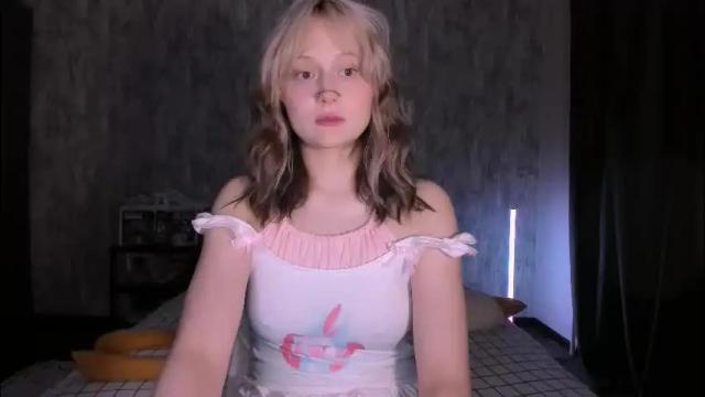 Image 2 of mariamilkis Stream on Chaturbate on 2 months ago