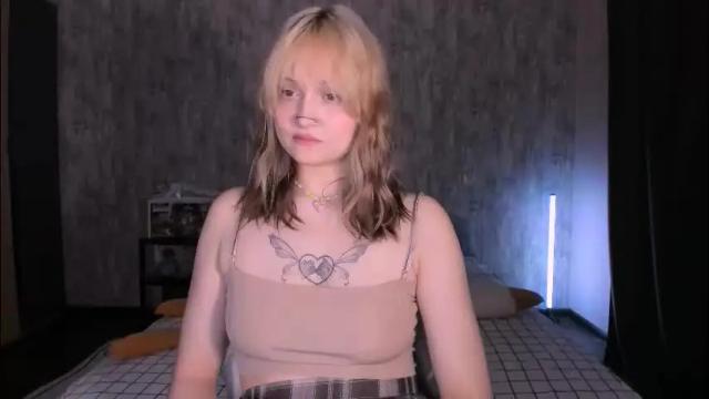 Image 3 of mariamilkis Stream on Chaturbate on 2 months ago