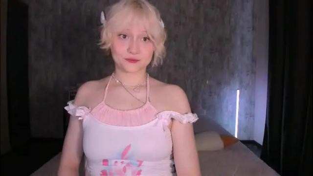 Image 4 of mariamilkis Stream on Chaturbate on 2 months ago