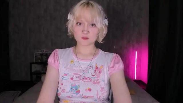 Image 2 of mariamilkis Stream on Chaturbate on 2 months ago