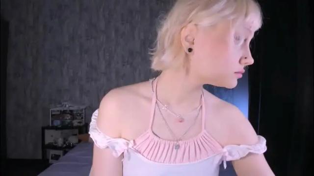 Image 2 of mariamilkis Stream on Chaturbate on 1 month ago