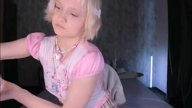 Image 12 of mariamilkis Stream on Chaturbate on 1 month ago