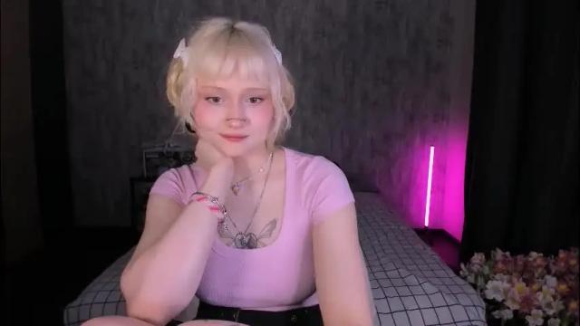 Image 7 of mariamilkis Stream on Chaturbate on 10 days ago