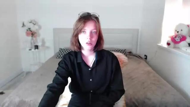 Image 3 of mariamilllls Stream on Chaturbate on 16 months ago